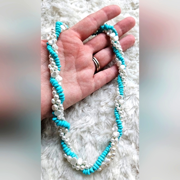 Vintage Avon Faux Turquoise Pearl Torsade Intertwined Rope Necklace, Choker - Picture 2 of 7